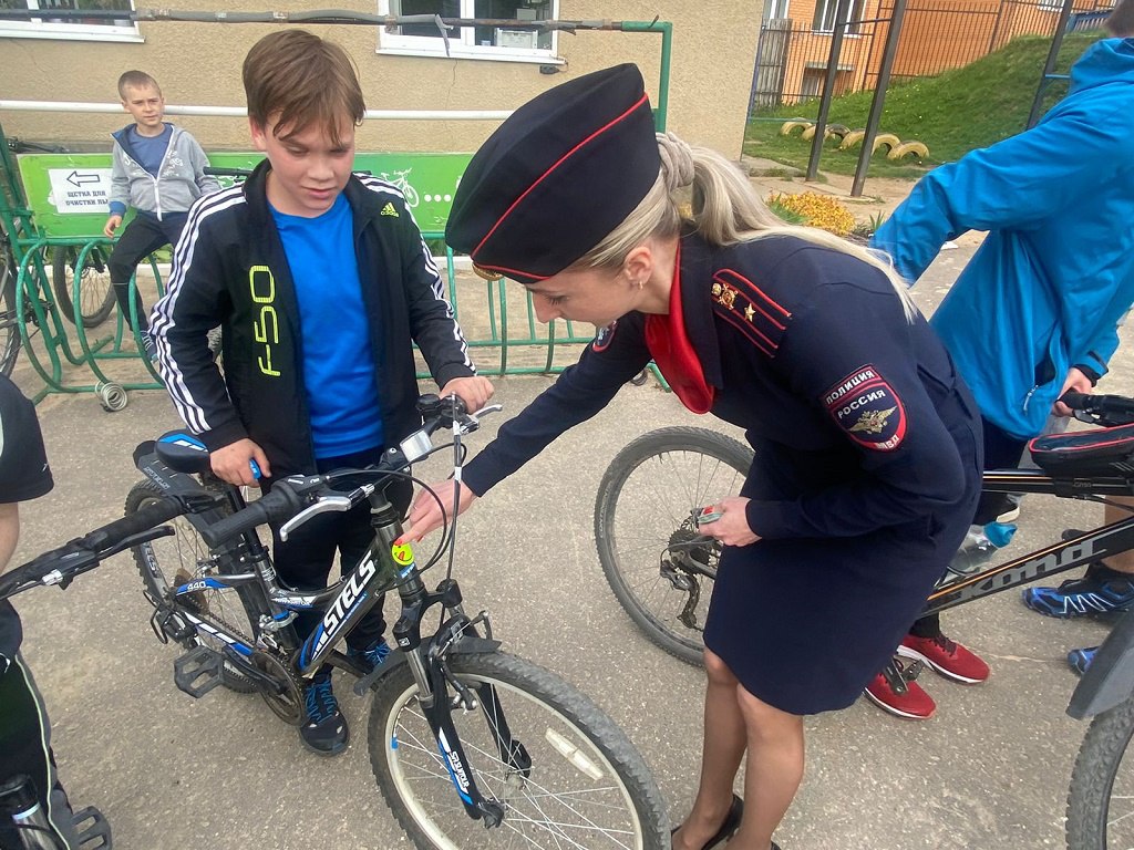 Новости дмитрова детка. Дмитров день защиты детей. Дмитров детка новости. Аривавто Дмитров сотрудники. Новости Дмитрова.