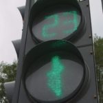 Заработал новый светофор на улице Профессиональной