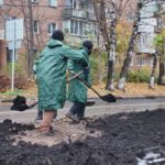 ВРИП главы округа Михаил Шувалов проверил ход работ по замене теплосетей на Школьной