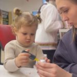 Рабочий офис МФЦ «Дмитровский» временно превратился в творческое пристанище